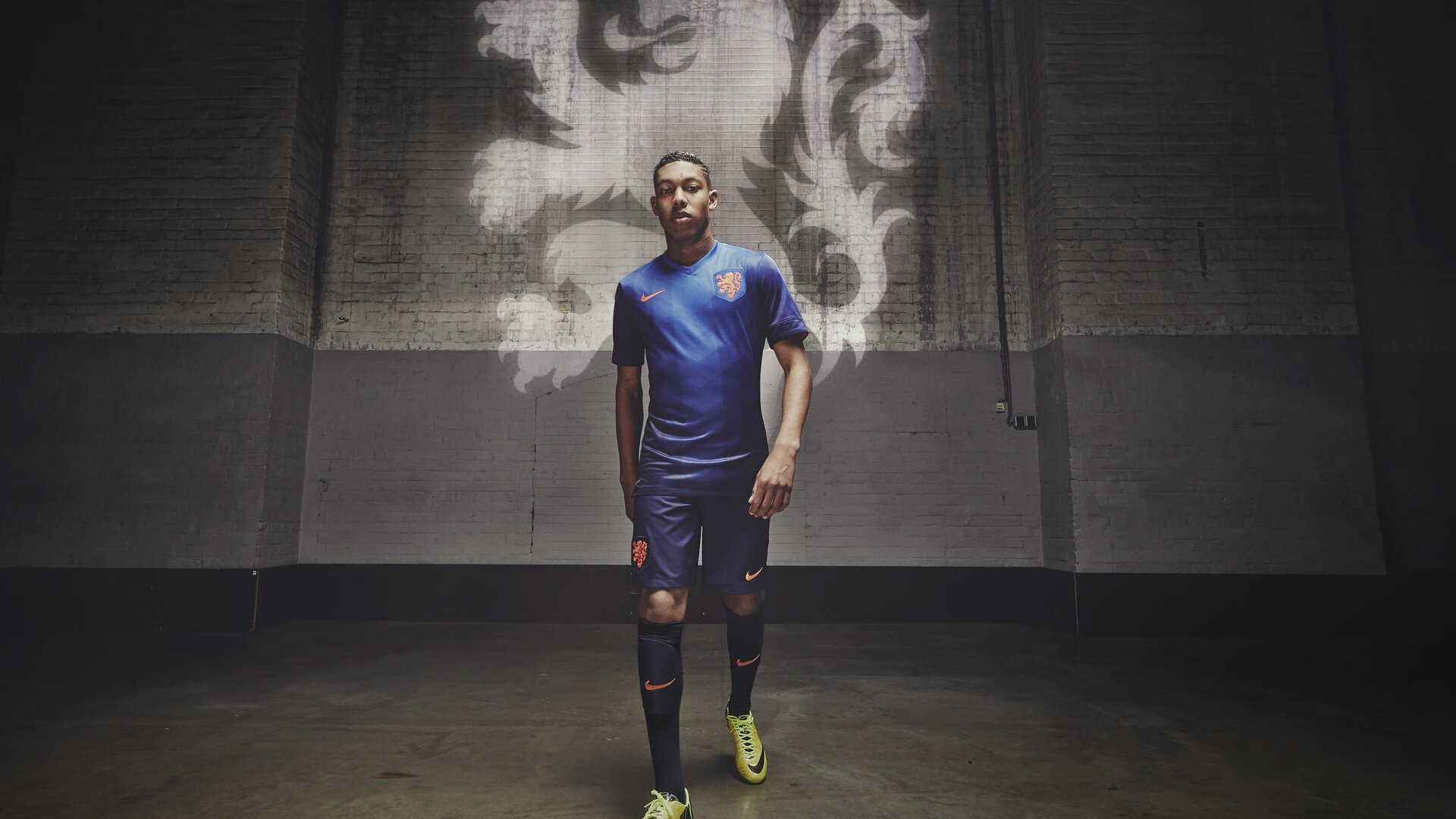 切尔西的锋线引援:谁能成为蓝军的救世主?,切尔西的战术